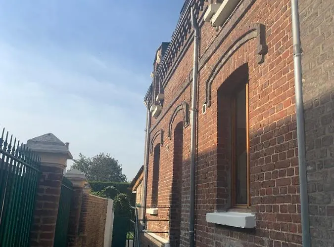 Maison De Au Bord De La Riviere ! Holiday home *